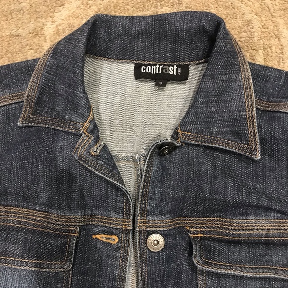 Like new tapered women’s jean jacket - Picture 4 of 4